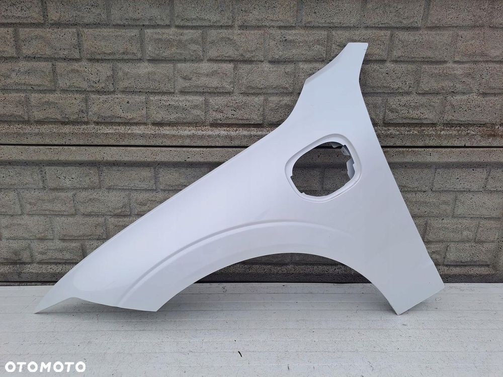 VOLVO XC 60 XC60 HYBRID ELECTRIC 17- BŁOTNIK LEWY - 1