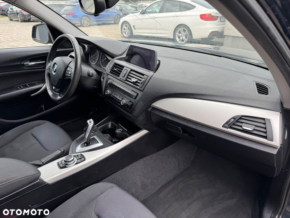 BMW Seria 1 116i Sport Line - 11