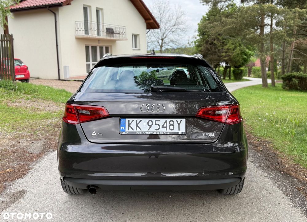 Audi A3 Sportback 1.2 TFSI Attraction S tronic - 9