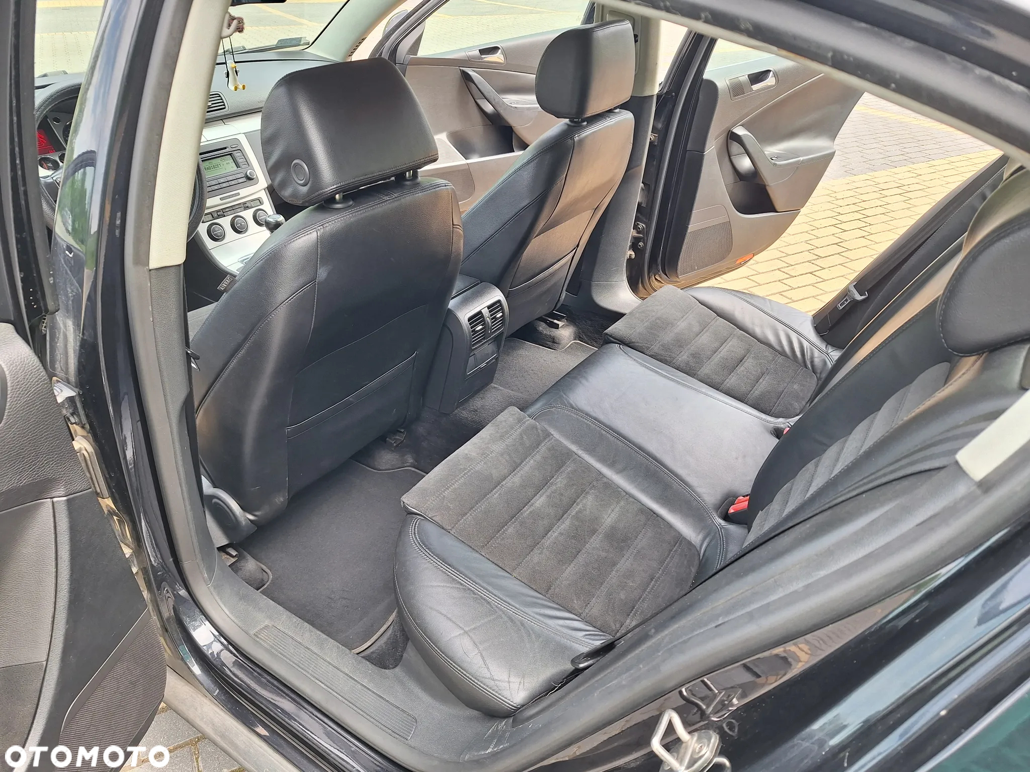Volkswagen Passat 2.0 TDI Comfortline - 15