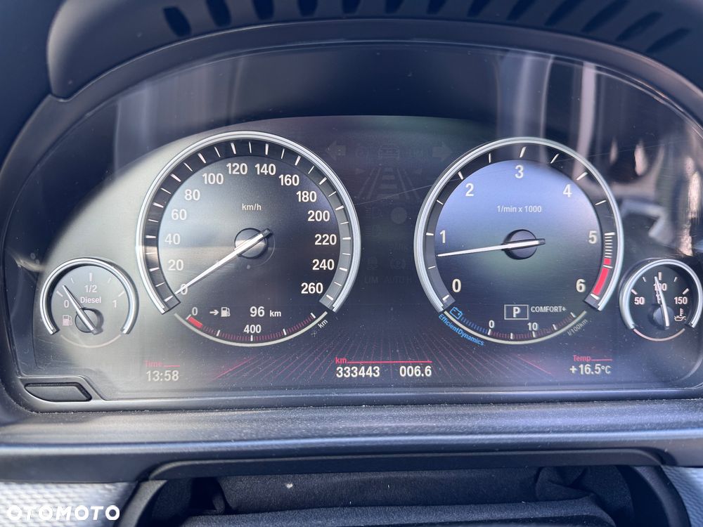 BMW Seria 5 535d xDrive Sport-Aut Luxury Line - 12