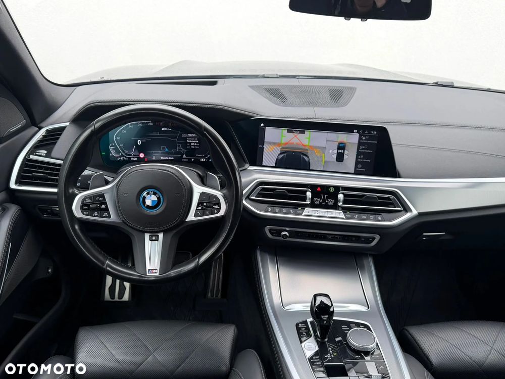 BMW X5 xDrive45e - 11