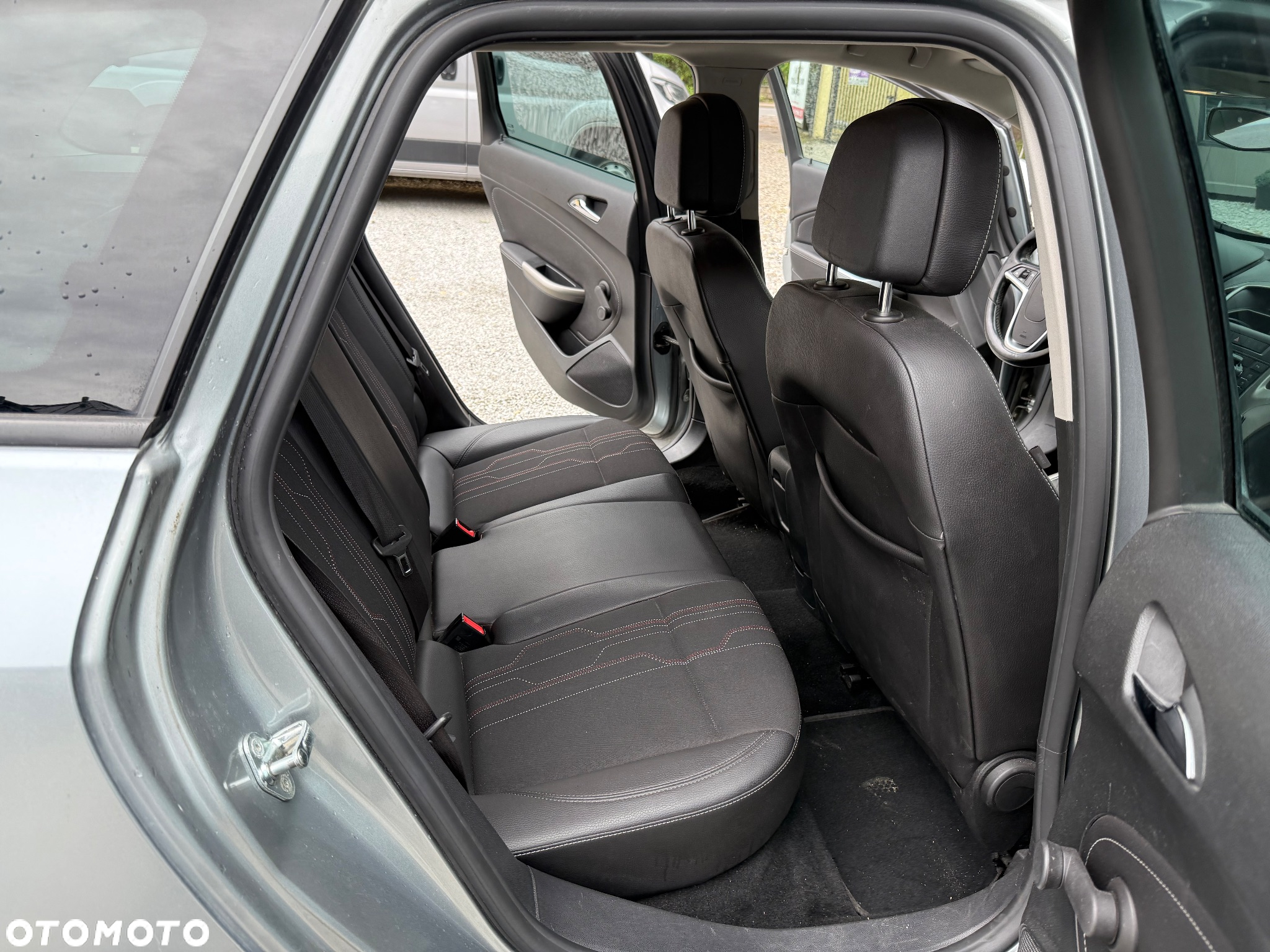 Opel Astra 1.7 CDTI DPF ecoFLEX Sports TourerStart/Stop 105g 150 Jahre - 17