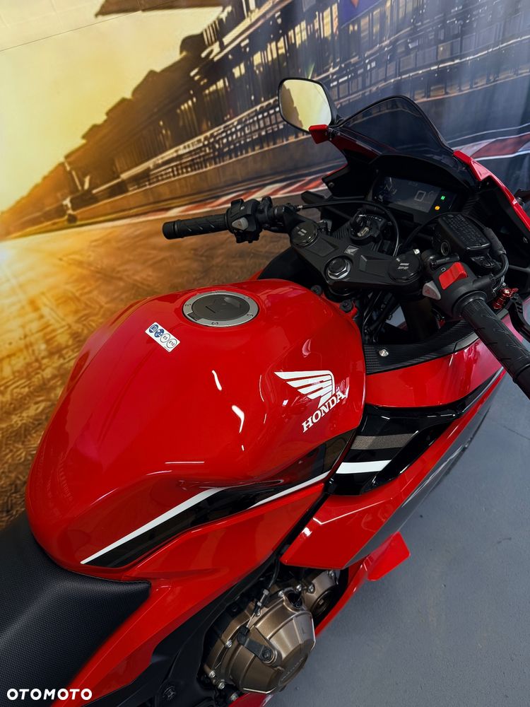 Honda CBR - 17