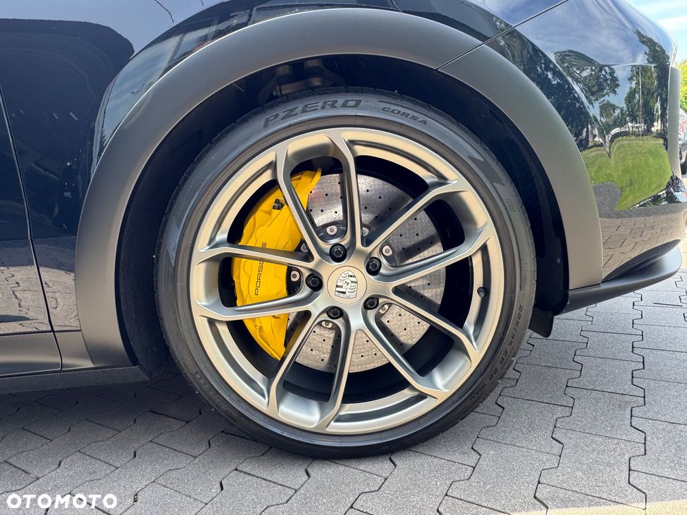 Porsche Cayenne Turbo GT - 34