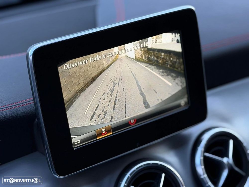 Mercedes-Benz CLA 220 - 12