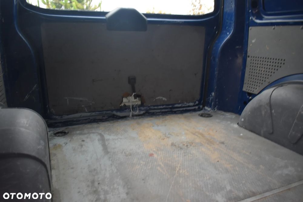 Volkswagen Transporter - 15