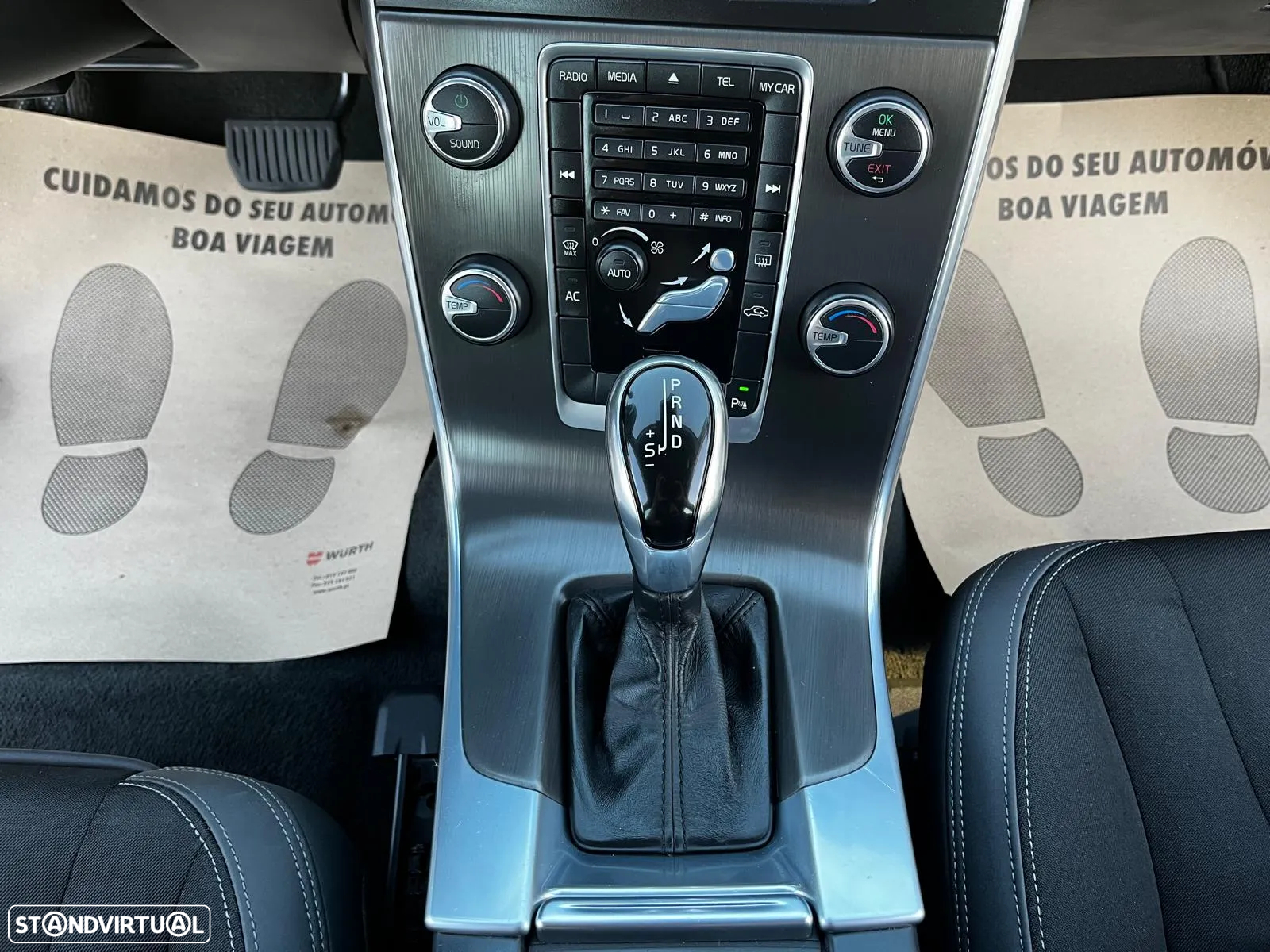 Volvo V60 1.6 D2 Momentum Eco Powershift - 29