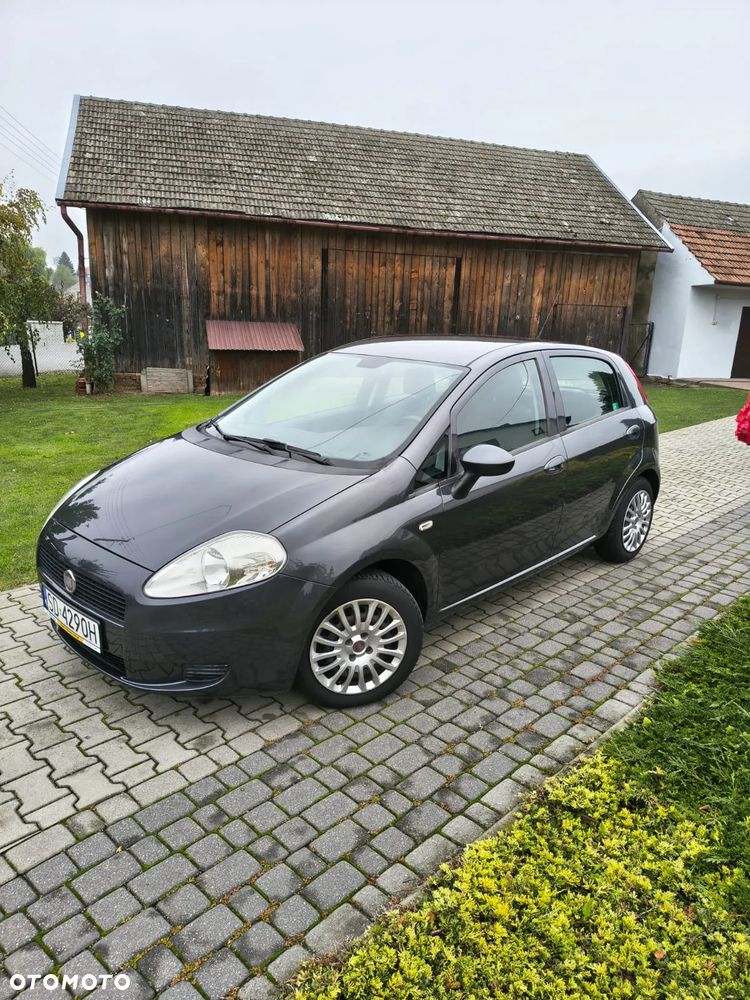 Fiat Grande Punto - 2