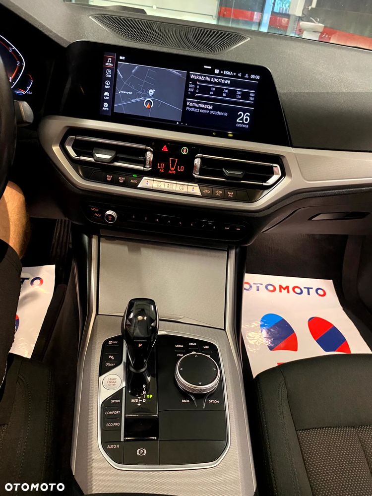 BMW Seria 3 320d Sport - 19