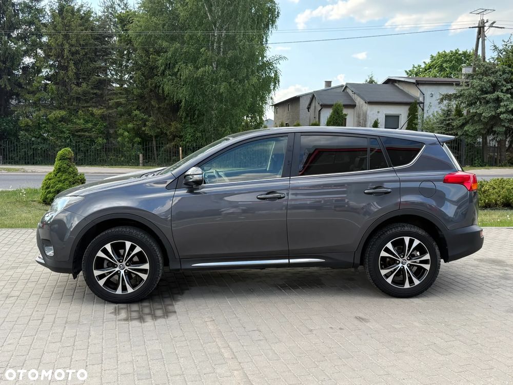 Toyota RAV4 - 6