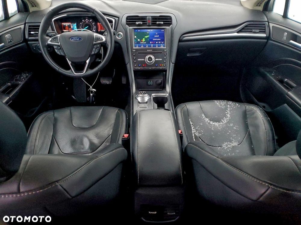 Ford Fusion 2.0 EcoBoost Titanium - 8