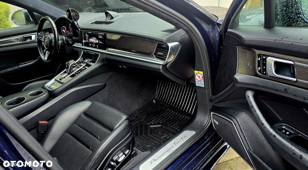 Porsche Panamera - 19