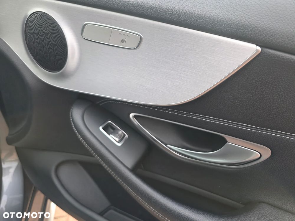 Mercedes-Benz Klasa C 220 d 9G-TRONIC AMG Line - 10