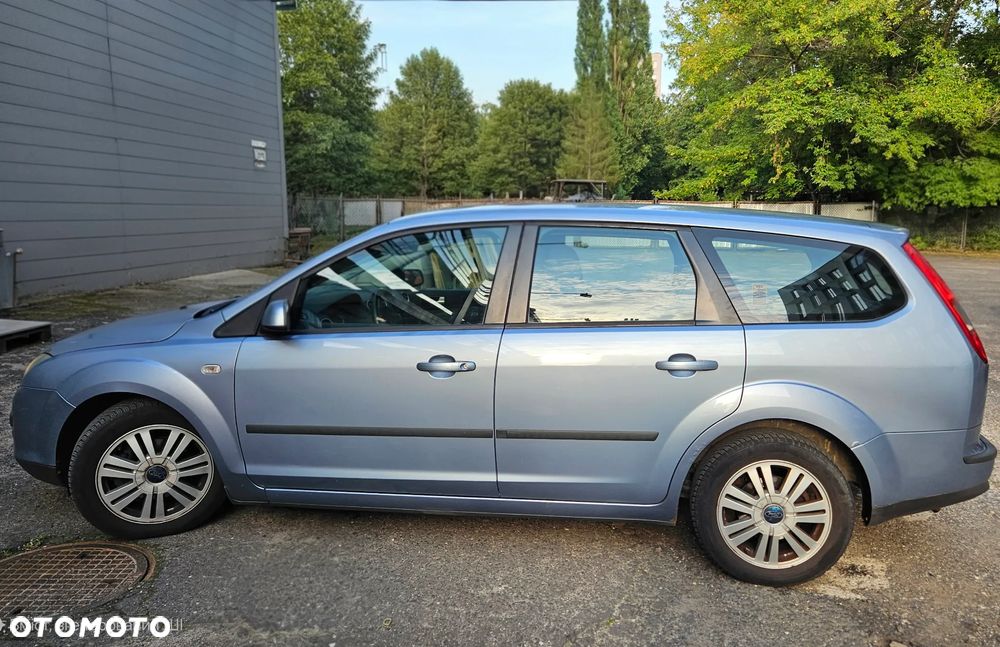 Ford Focus 1.8 Trend - 3