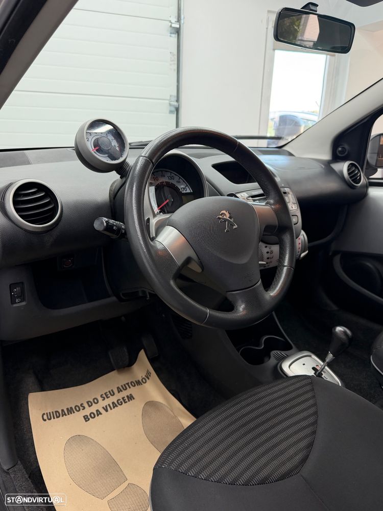 Peugeot 107 1.0 Trendy 2 Tronic - 7
