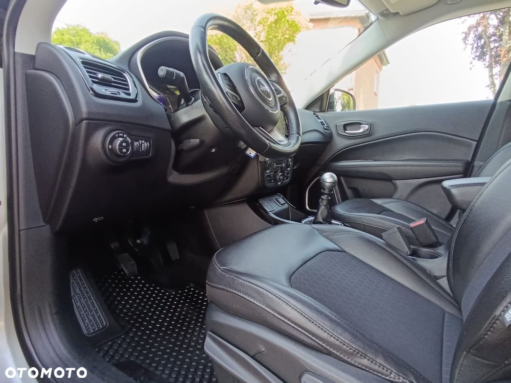 Jeep Compass 1.4 TMair Limited FWD S&S - 31
