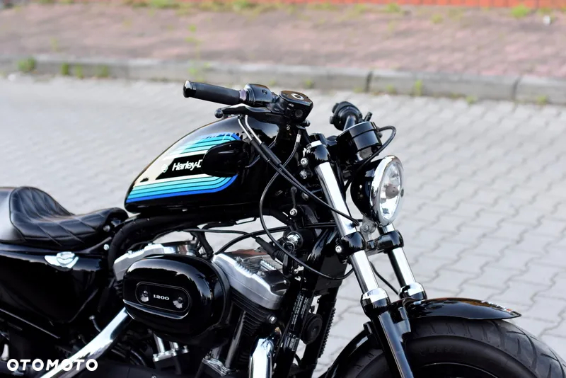 Harley-Davidson Sportster Forty-Eight - 4