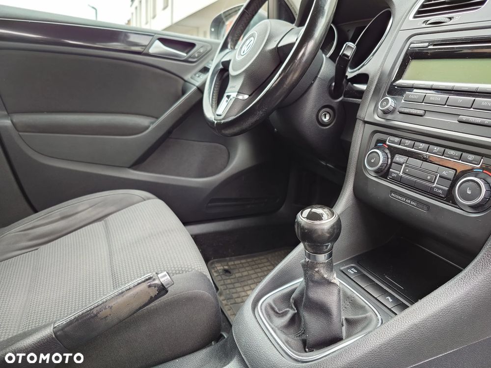 Volkswagen Golf 1.6 Comfortline - 21