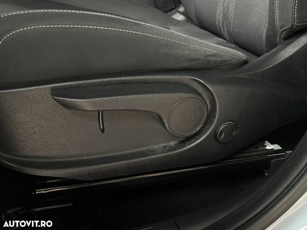 Kia Sportage 1.6 T-GDI HEV 6AT 4x2 Style - 27