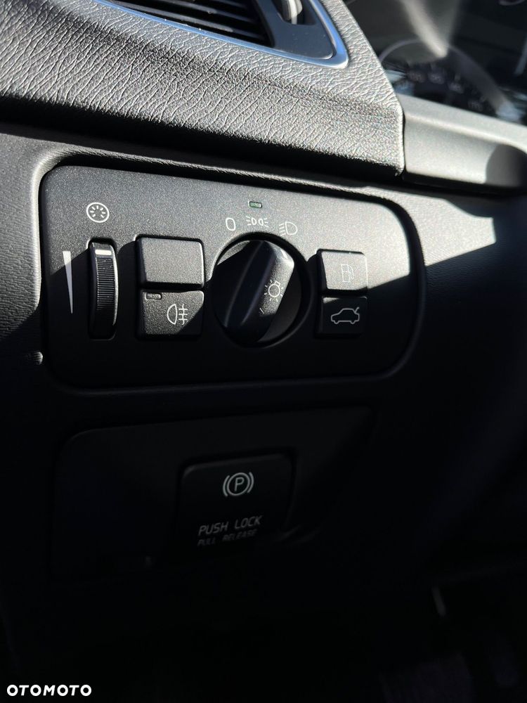 Volvo V60 D4 Geartronic - 13