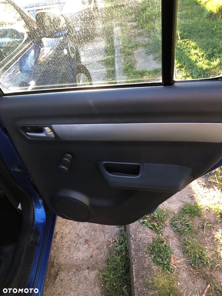 Suzuki Swift 1.3 Comfort - 18