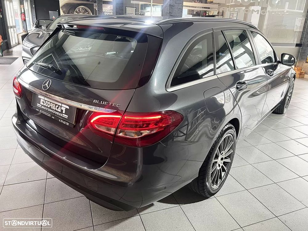 Mercedes-Benz C 180 - 5