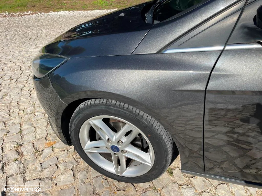 Ford Focus SW 1.5 TDCi Titanium - 16