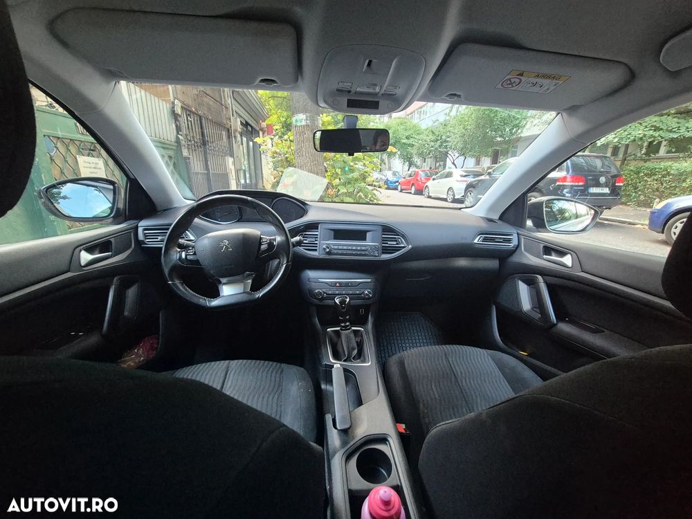 Peugeot 308 1.2 L PureTech Turbo S&S Active - 6