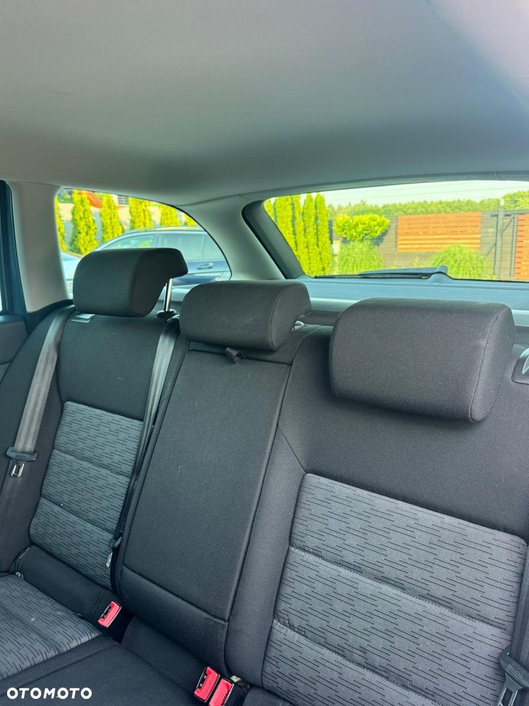 Skoda Octavia 1.6 TDI DPF Ambition - 19