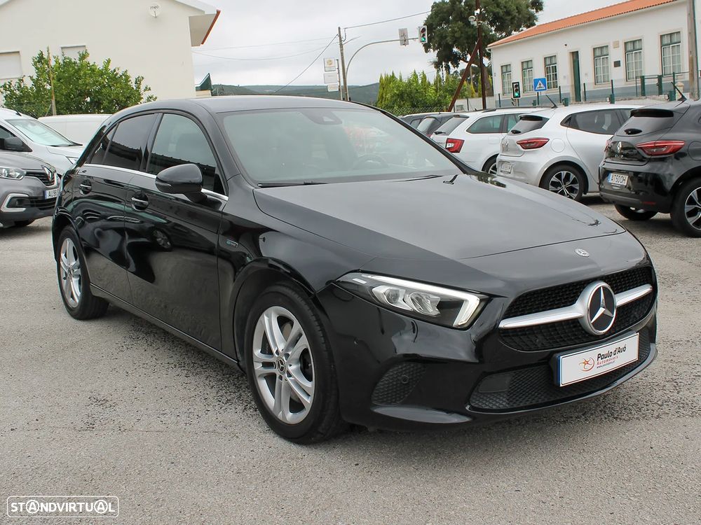 Mercedes-Benz A 250 e Style Plus - 3