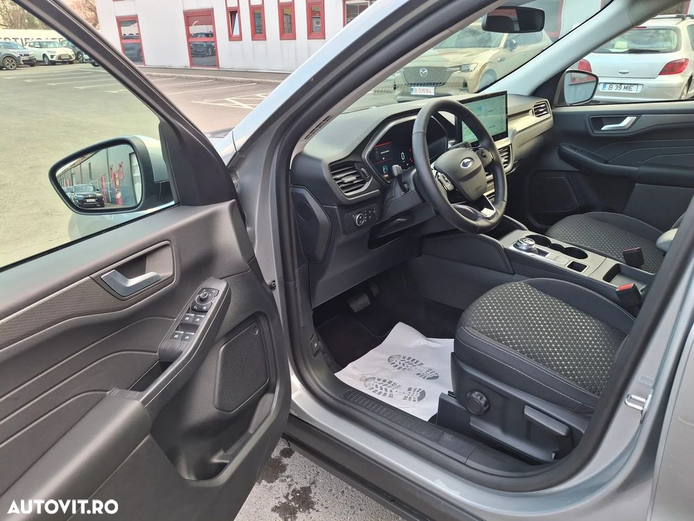 Ford Kuga 1.5 EcoBoost A8 FWD Titanium - 11