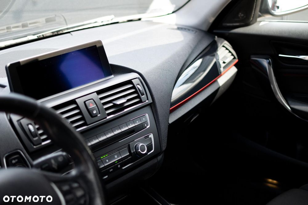 BMW Seria 1 116i Sport Line - 10