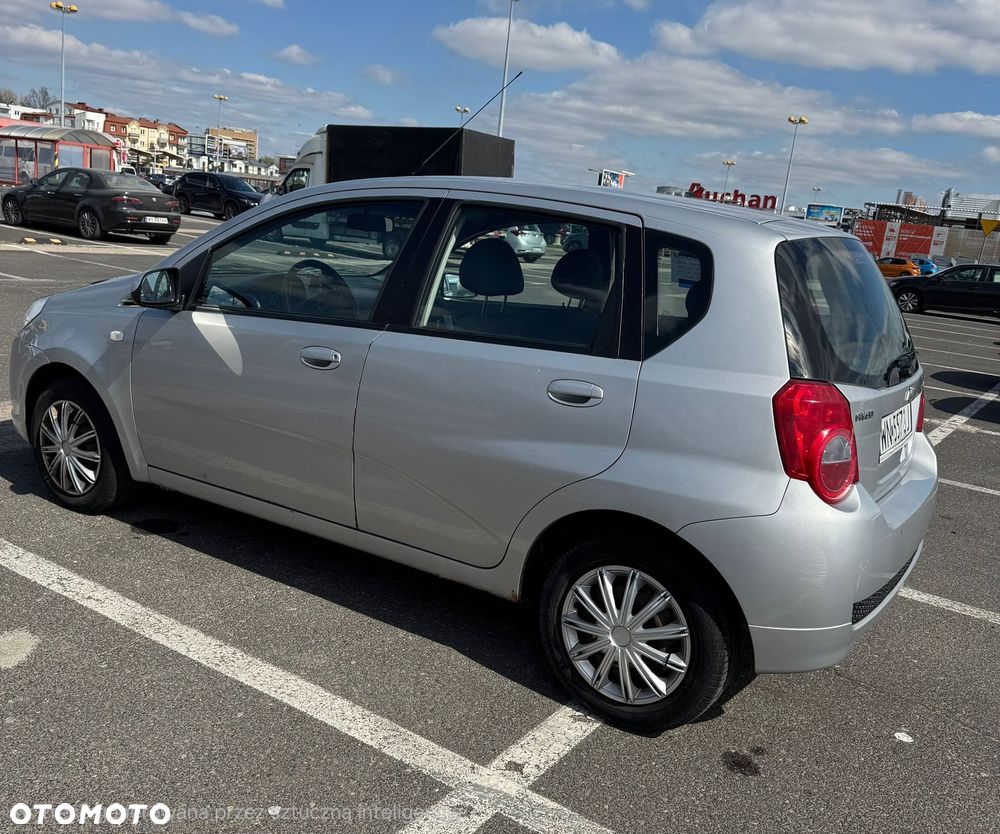 Chevrolet Aveo 1.2 16V Base (air4) - 8