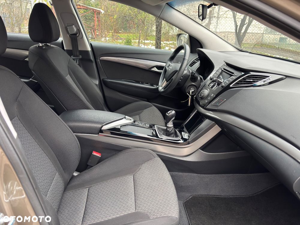 Hyundai i40 1.6 GDI Classic - 27