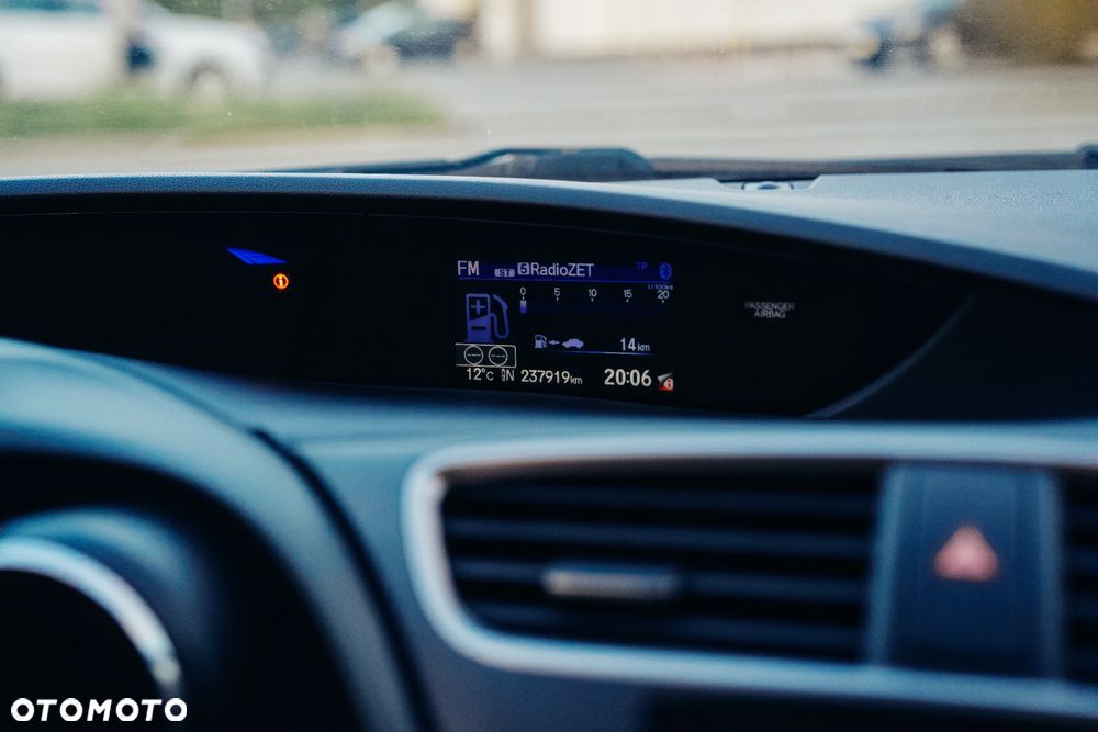 Honda Civic 1.8 Lifestyle (Honda Connect+) - 12