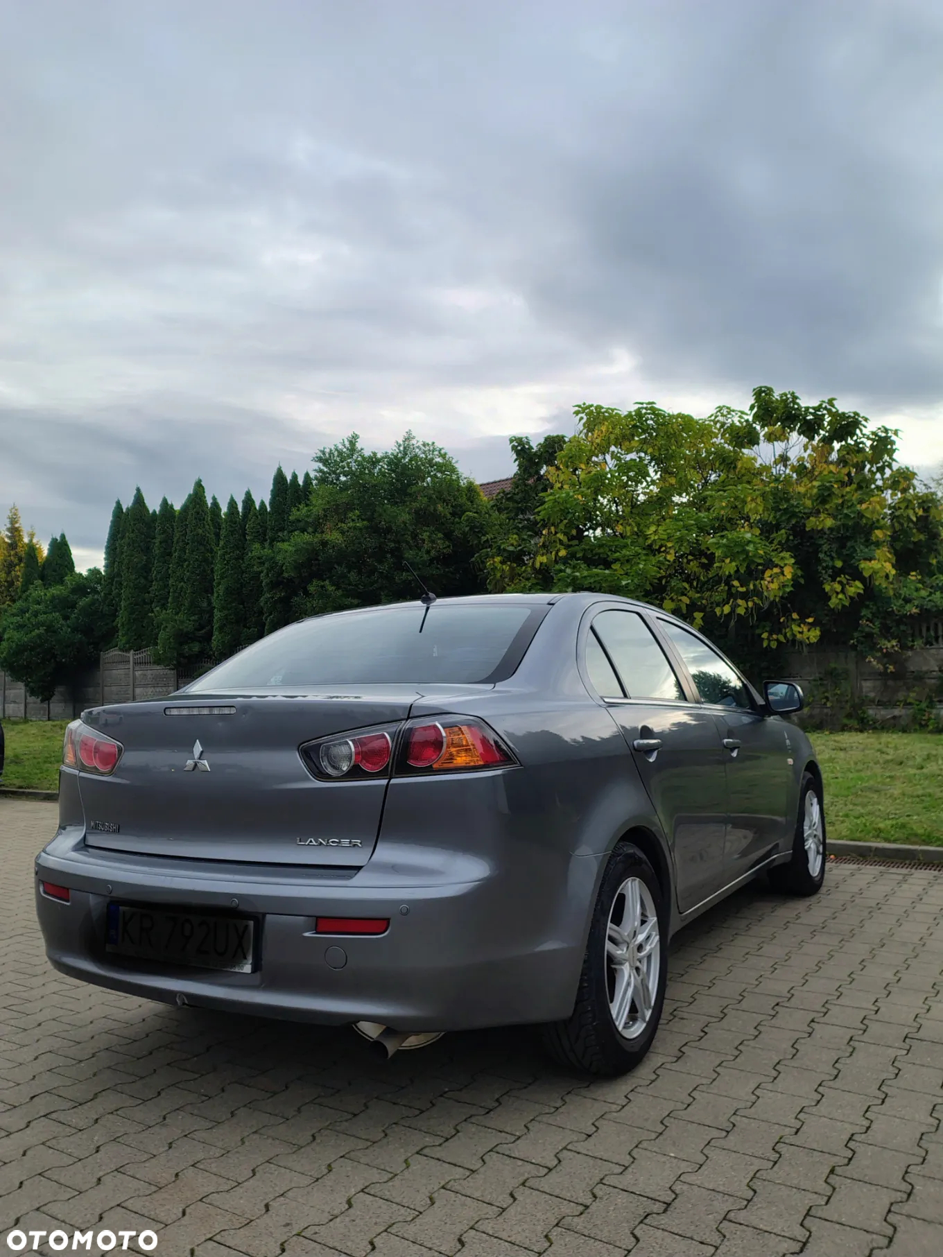Mitsubishi Lancer 1.6 Invite - 5