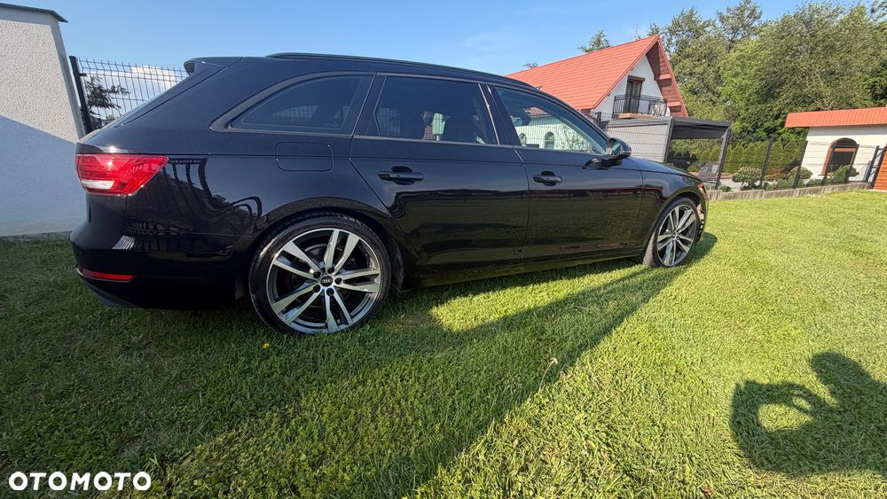 Audi A4 Avant - 13
