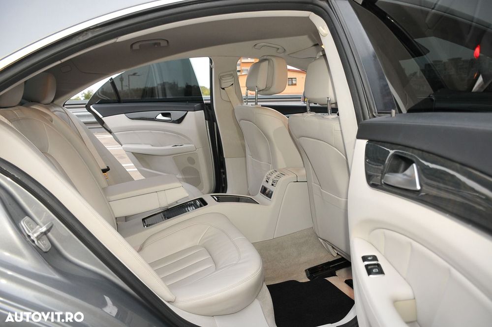 Mercedes-Benz CLS 350 CDI 4Matic 7G-TRONIC - 13