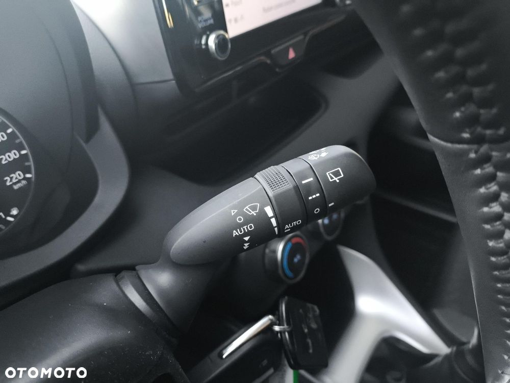 Toyota Yaris 1.0 Comfort - 26