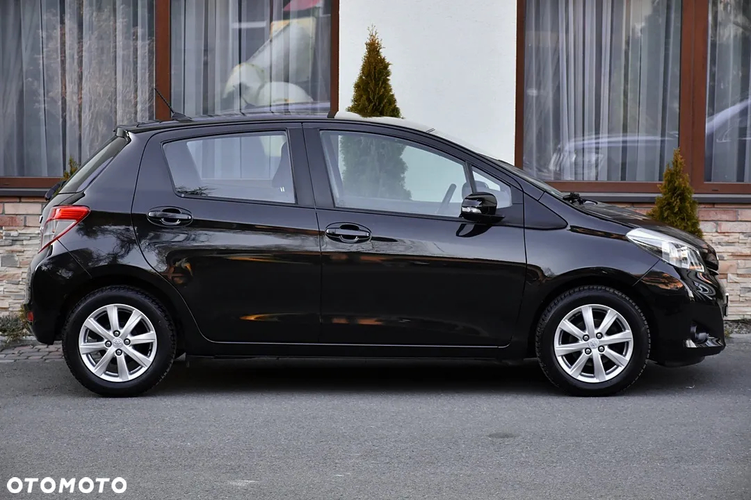 Toyota Yaris 1.33 Business Edition - 13
