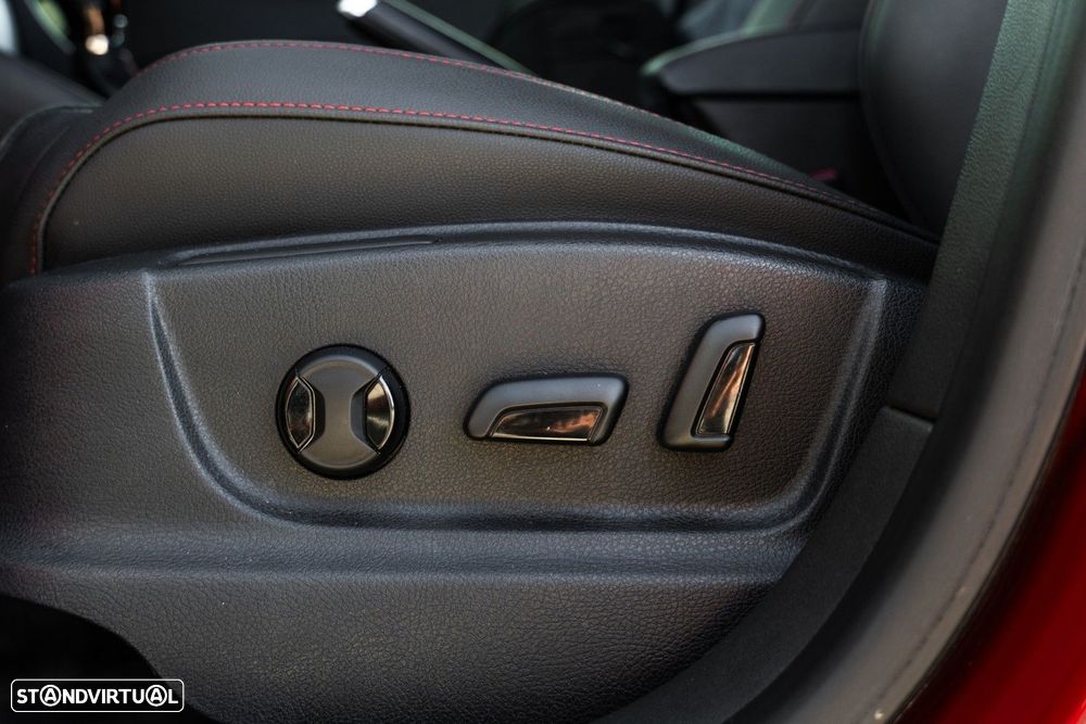 SEAT Leon 1.8 TSI S&S DSG FR - 34