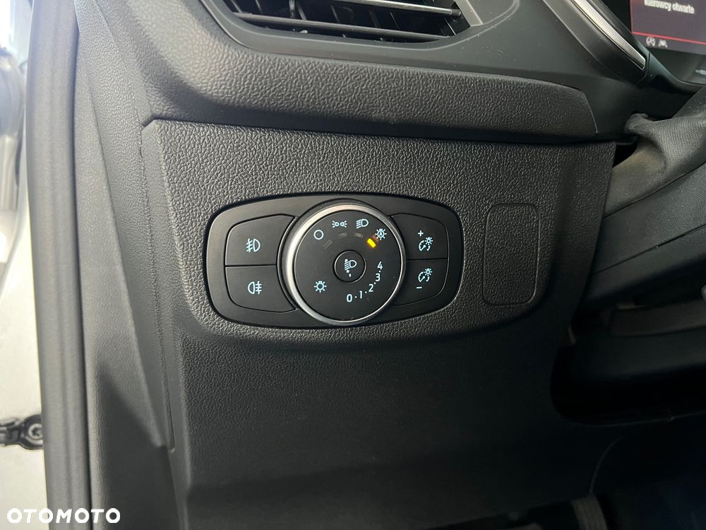 Ford Focus 2.0 EcoBlue Titanium - 23