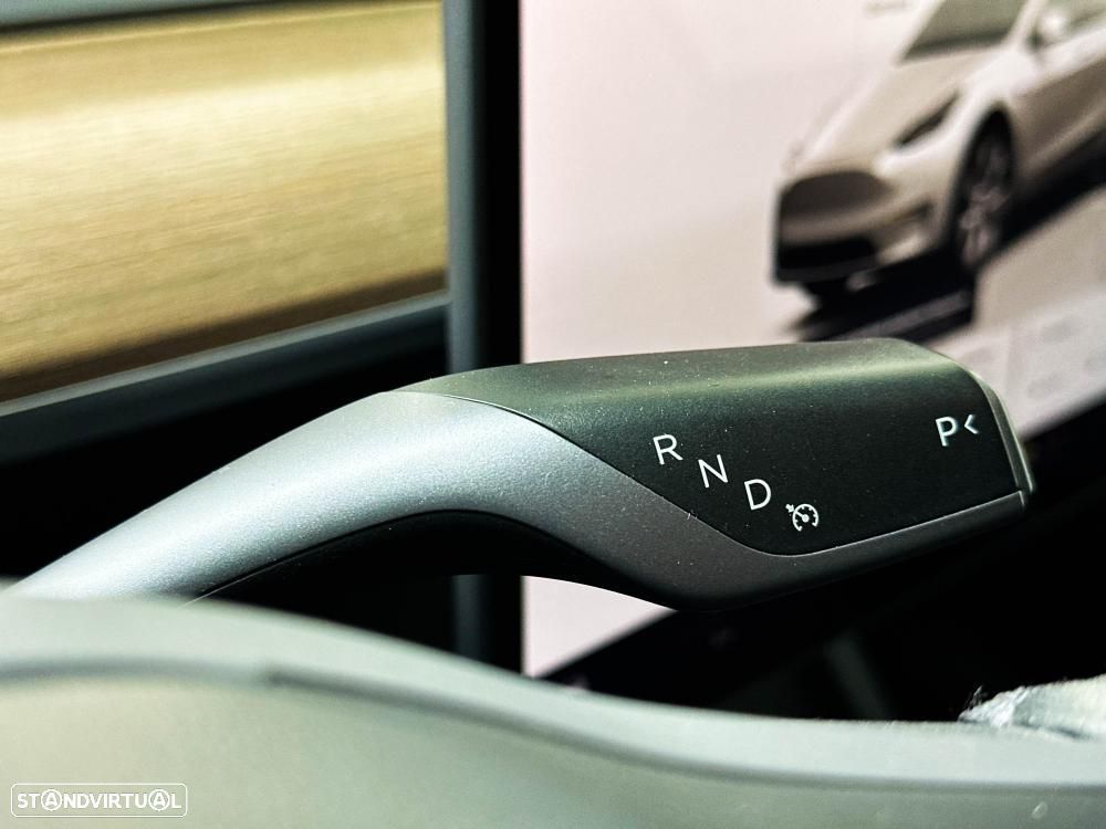 Tesla Model Y Long Range Dual Motor AWD - 45