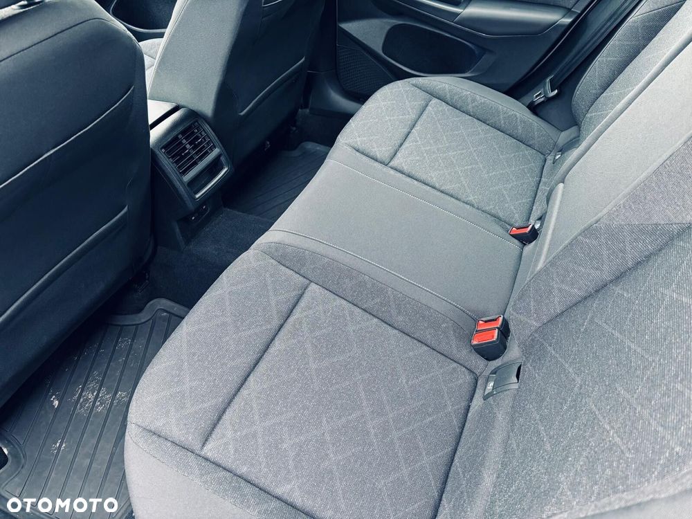 Volkswagen Golf - 14