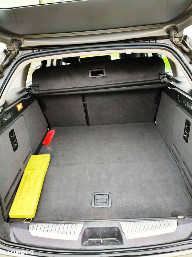 Renault Laguna 2.0 DCi Dynamique - 8