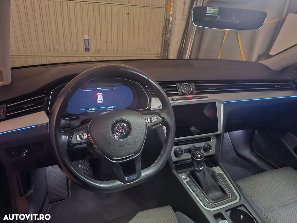Volkswagen Passat 2.0 TDI (BlueMotion Technology) Comfortline - 20