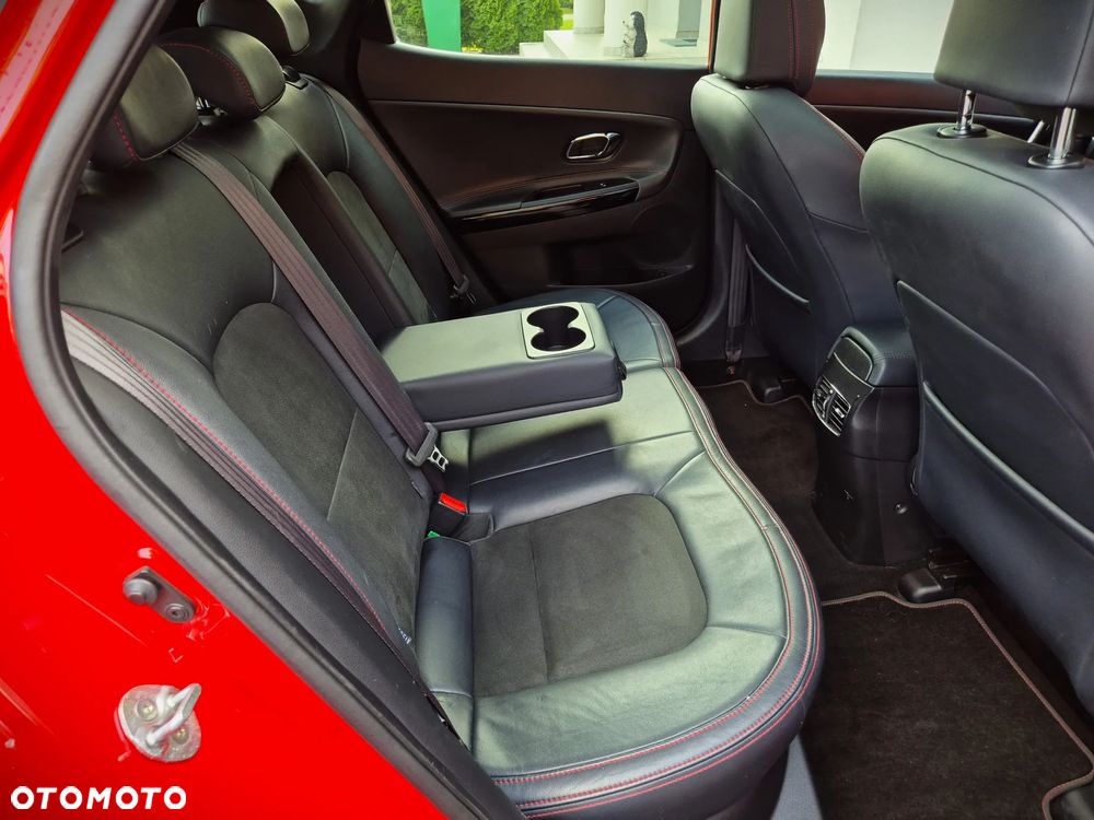 Kia Ceed 1.6 T-GDI GT-Track - 32