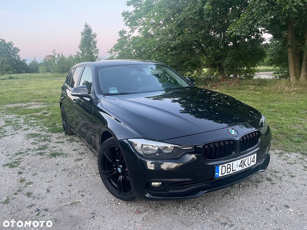 BMW Seria 3 320d xDrive - 10
