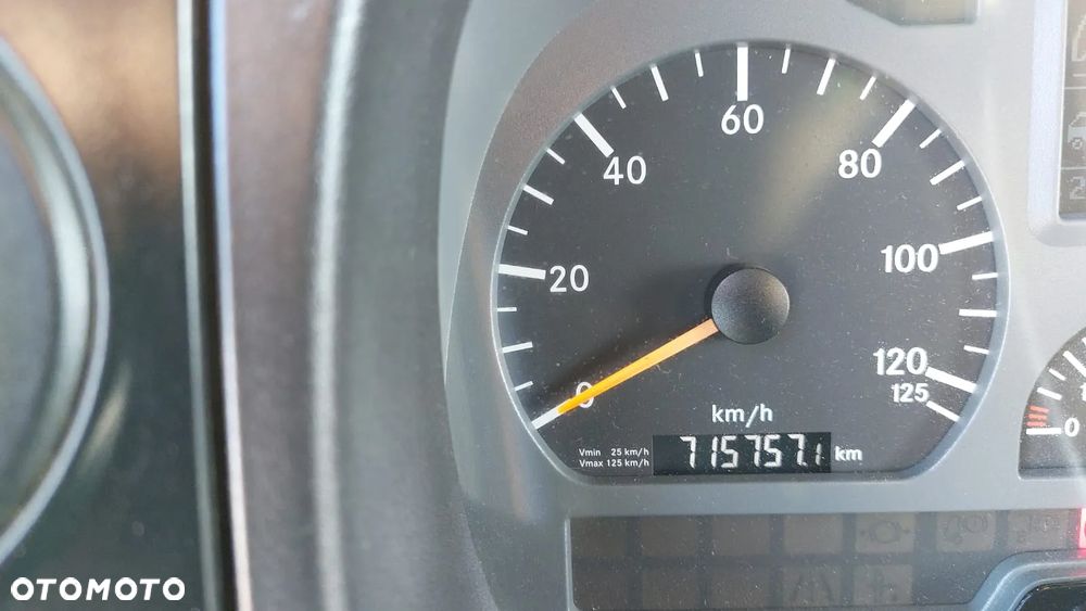 Mercedes-Benz AXOR 1833 - 14